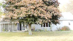 207 E. Lake St., Ventura